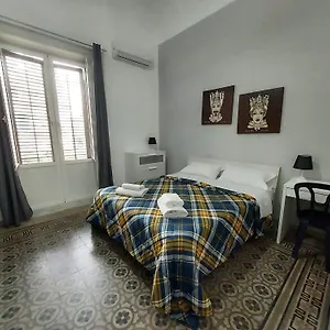  Bed & Breakfast La Casa Del Moro - All' Opera